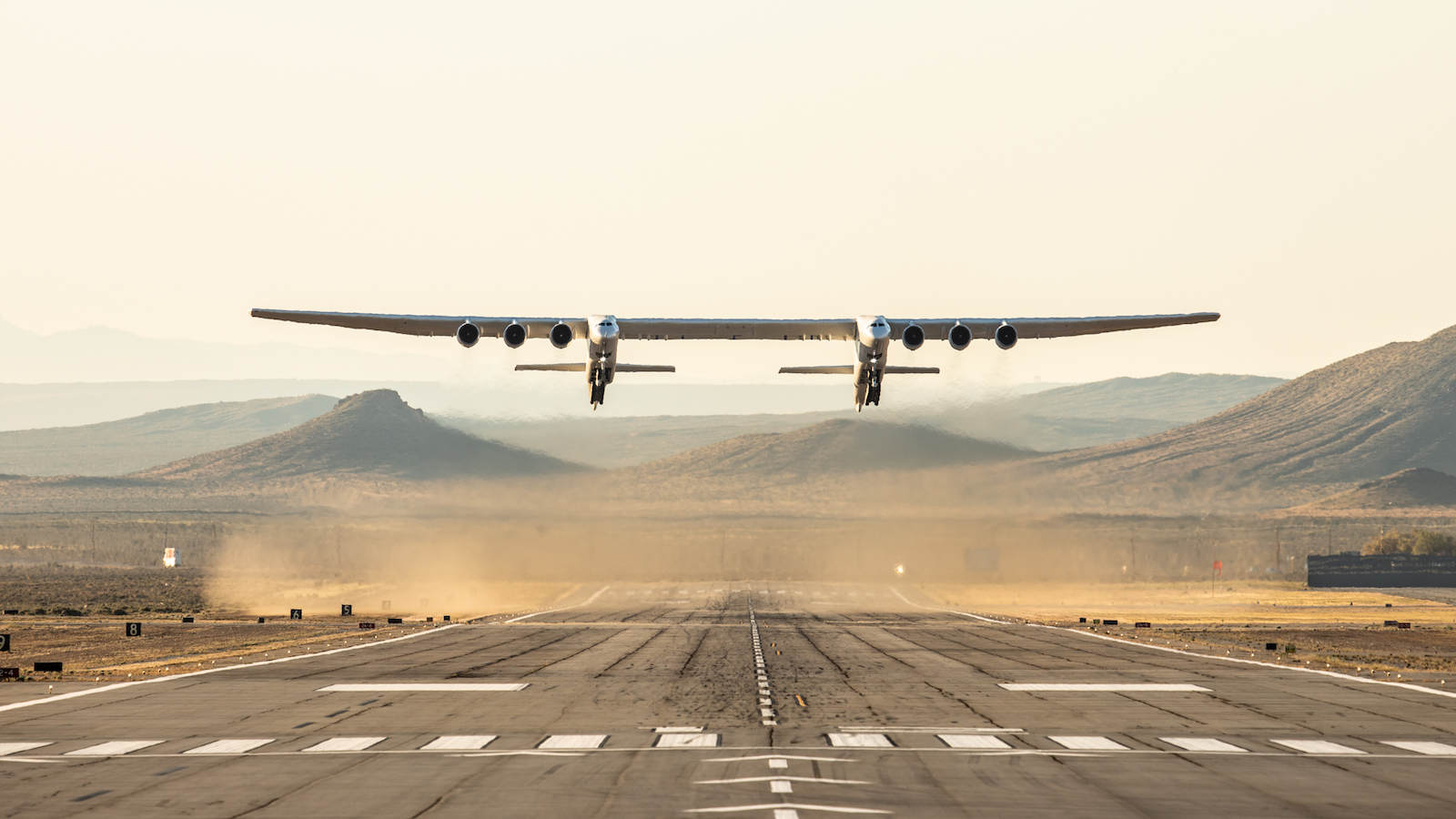 stratolaunch_first_flight