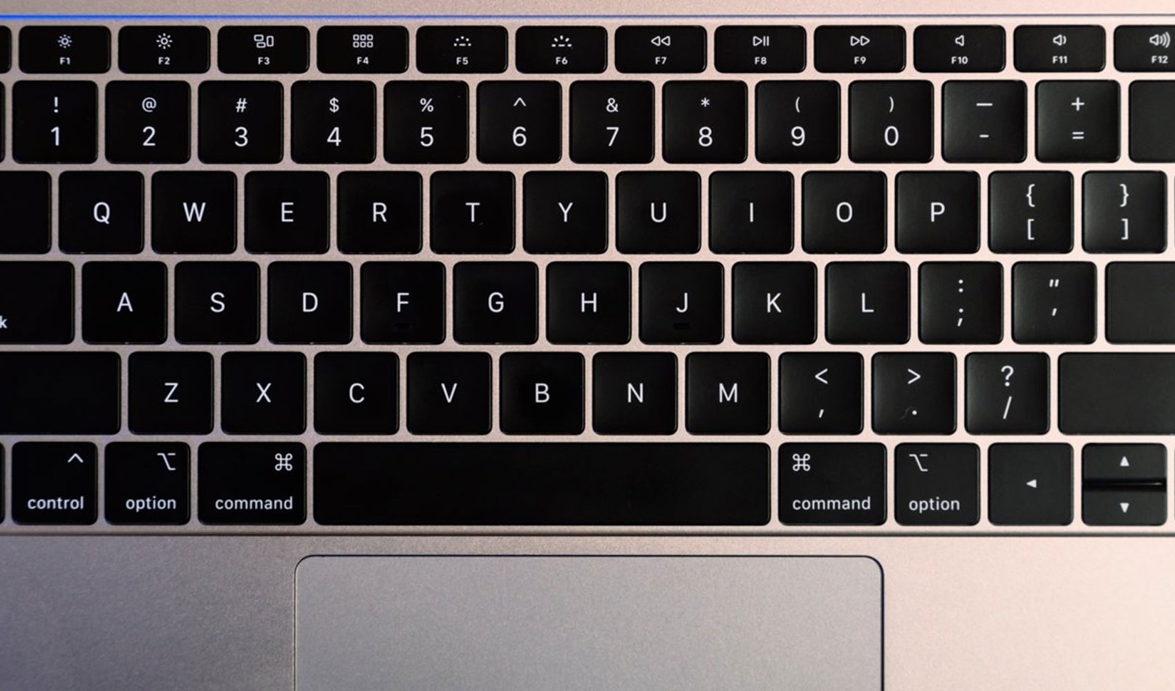 Кнопка command. Клавиша option на Mac. Шифт на макбуке. Shift option на клавиатуре Mac. Клавиша Command на макбуке.